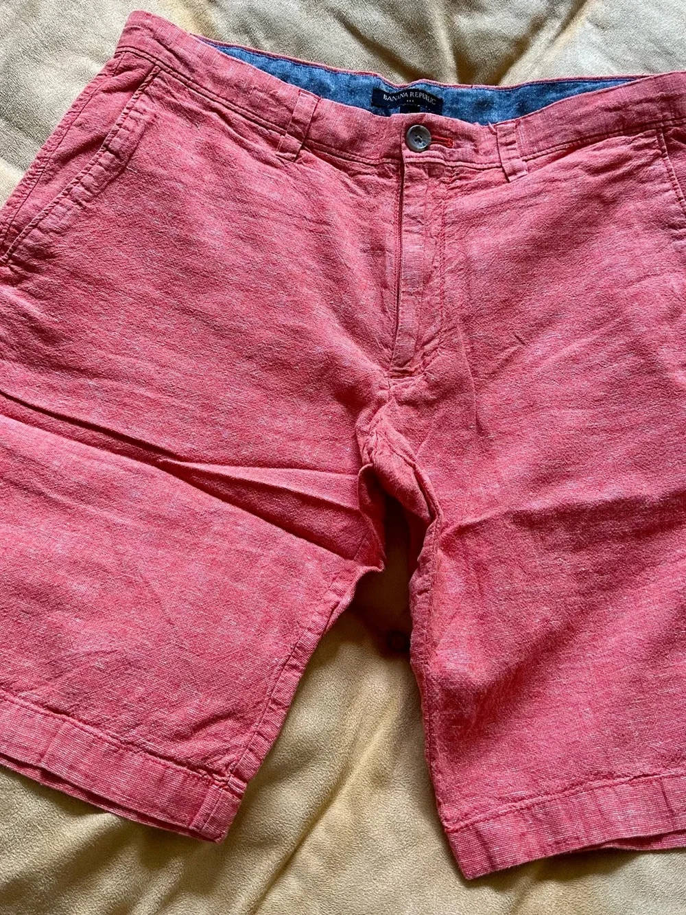Banana Republic Men's Coral Red Casual Linen-Blend Shorts